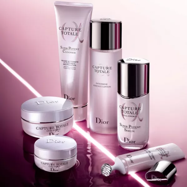 Christian Dior Capture Totale Firming & Wrinkle-Correcting Eye Cream ������������ ���� ��� ����, �� ������ �������