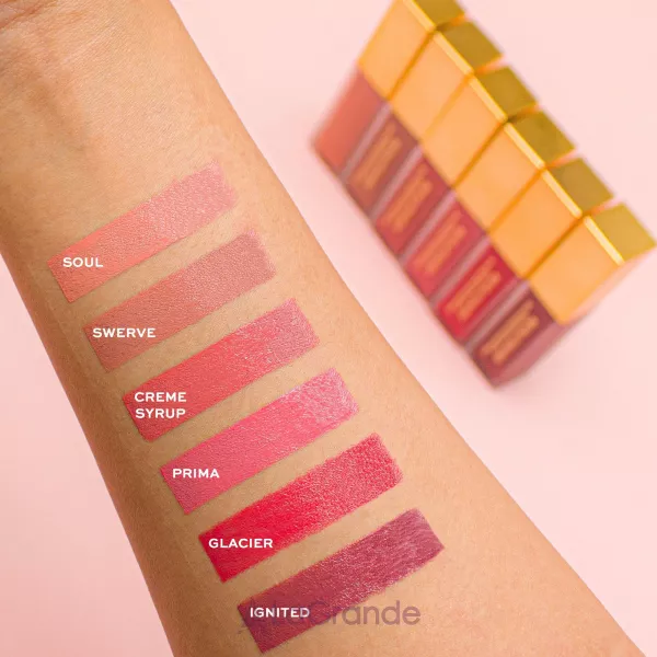 Revolution PRO Hydra Matte Liquid Lipstick ������ ���� ������