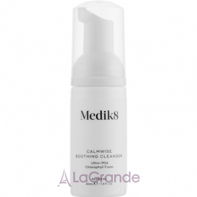 Medik8 Calmwise Soothing Cleanser      ()