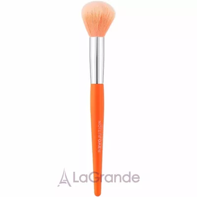 Makeup Revolution Foundation Brush Queen Buffing   