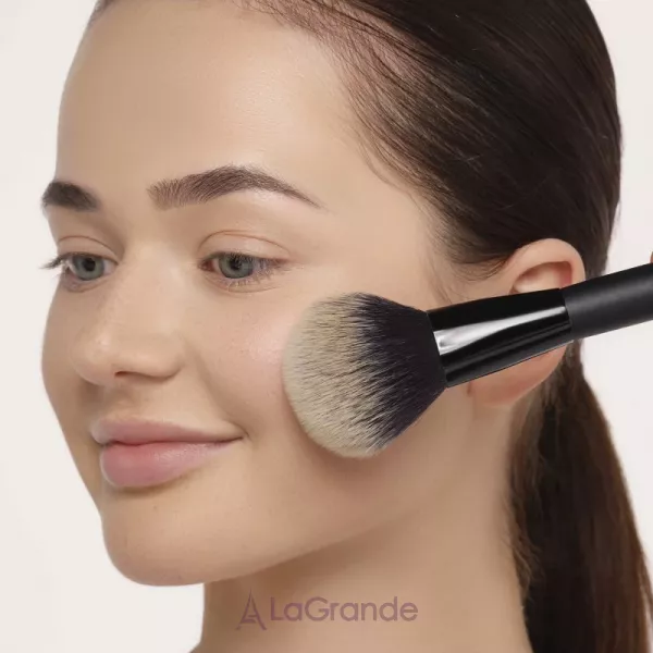 Artdeco Powder Brush Premium Quality ����� ��� ����� �������-��������