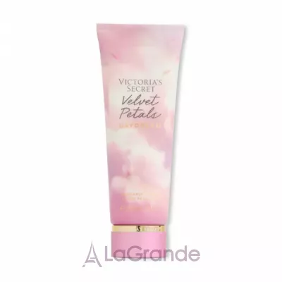 Victoria`s Secret Velvet Petals Daydream    