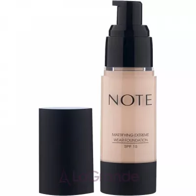 Note Mattifying Extreme Wear Foundation SPF 15  