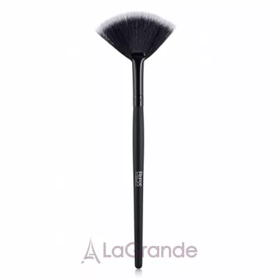 Bless Beauty Brush 15      15