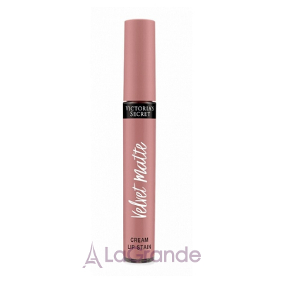 Victoria`s Secret Velvet Matte   