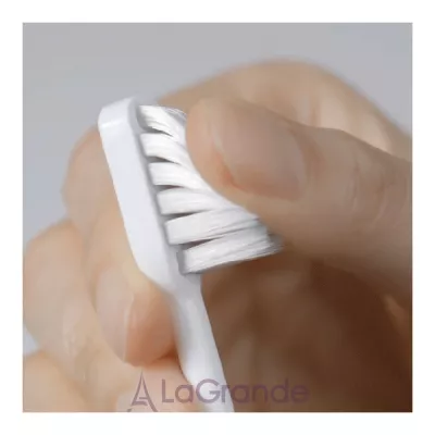 Median Gum Science Toothbrush      