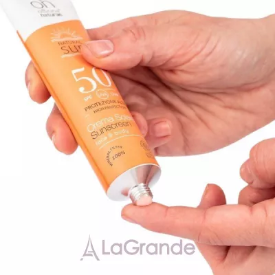 Officina Naturae Natural Sun Crema Solare Sunscreen SPF50  - SPF50