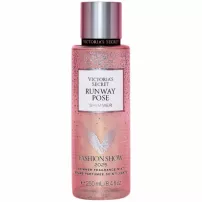 Victoria�s Secret Runway Pose Shimmer ������������ ����� � ��������