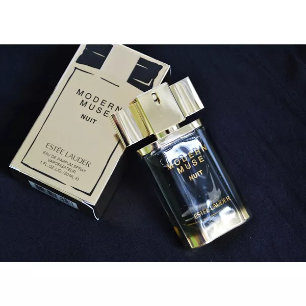 Estee Lauder Modern Muse Nuit ��������������� ����